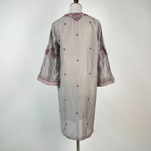 NWOT Johnny Was Embroidered Gray Ava Flare Sleeve Tunic Blouse Silk Blend  Size S